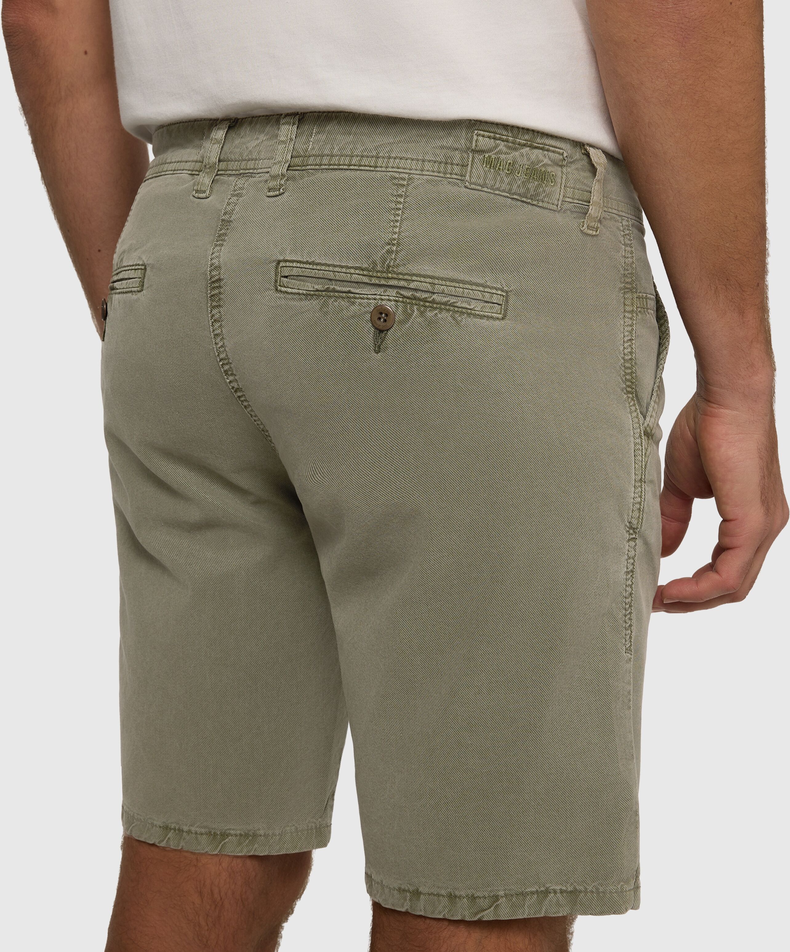 Bermudas MAC "Liam Bermuda", Herren, Gr. 32, N-Gr, grün (leaf grün ppt), Twill, Obermaterial: 62% Lyocell, 35% Baumwolle, 3% Elasthan, Hosen Bermudas, in gewaschener Optik, Twillqualität