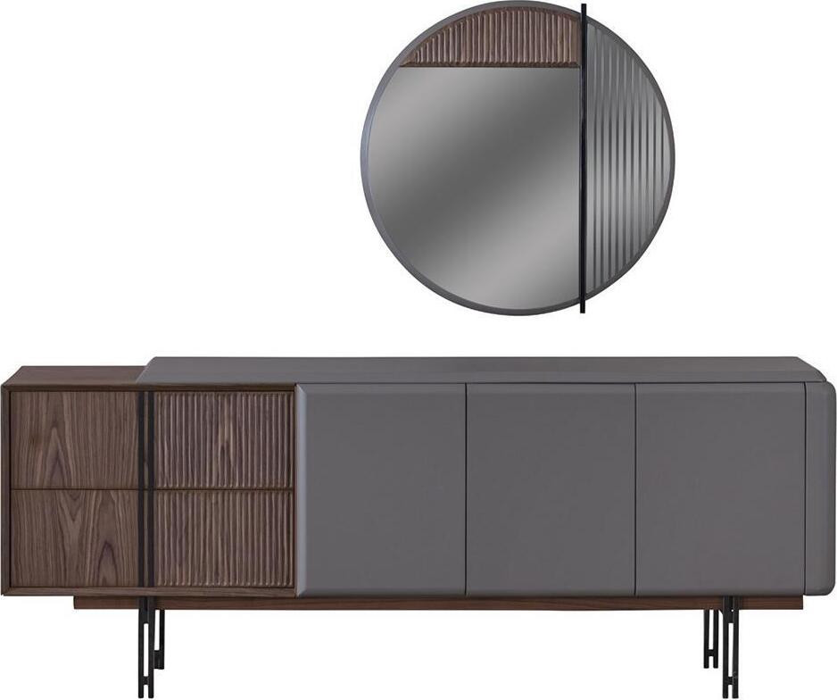 Exclusieve eetkamer set bestaande uit een buffetkast en een spiegel van AEA