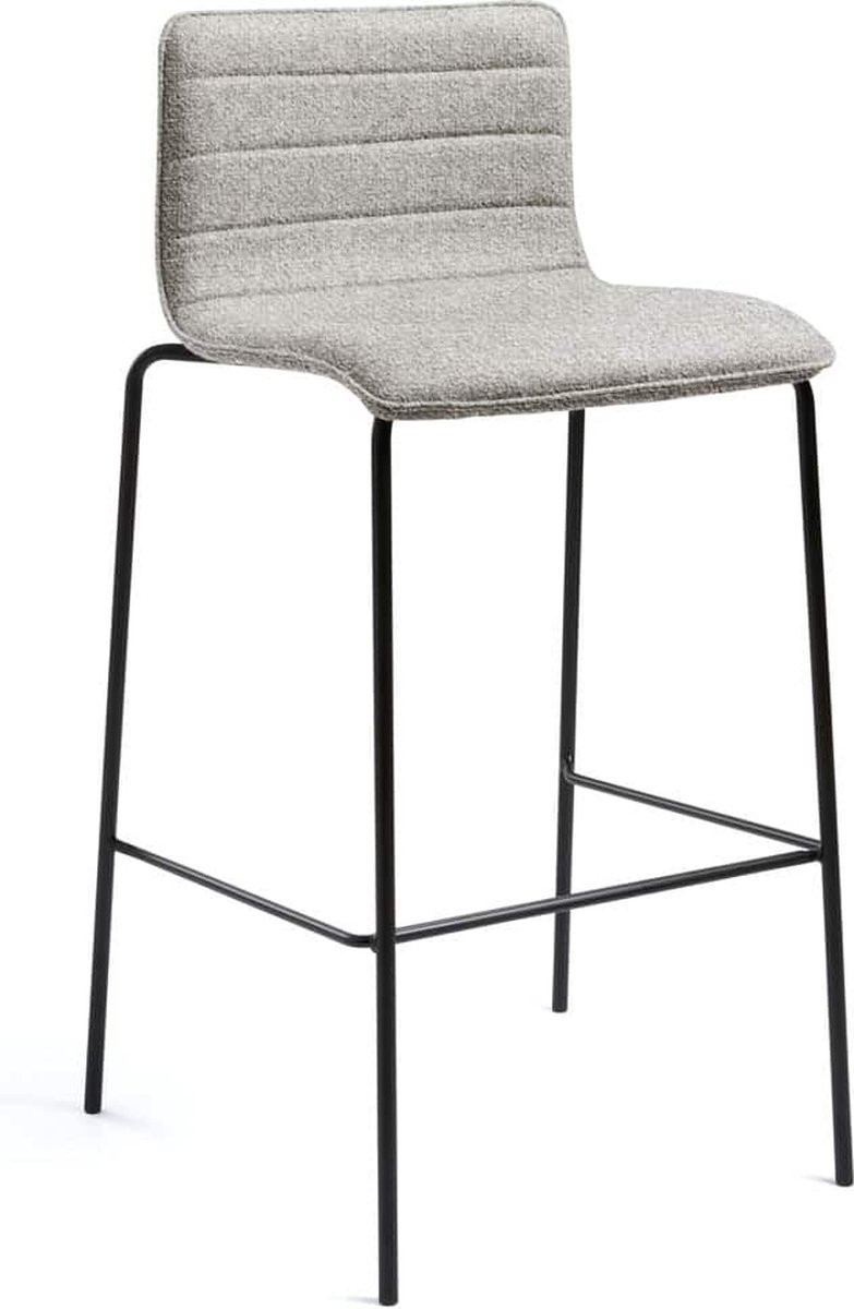 Aurora Barstool met houten frame en stoffen bekleding