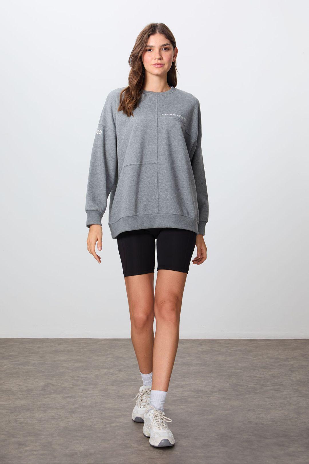 Oversized Crewneck Sweater