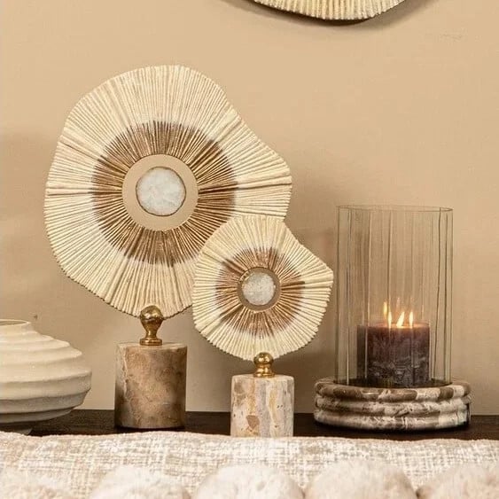 PTMD Ornament Rella Beige abstract tafelsierdecoratie van gegoten aluminium en marmer