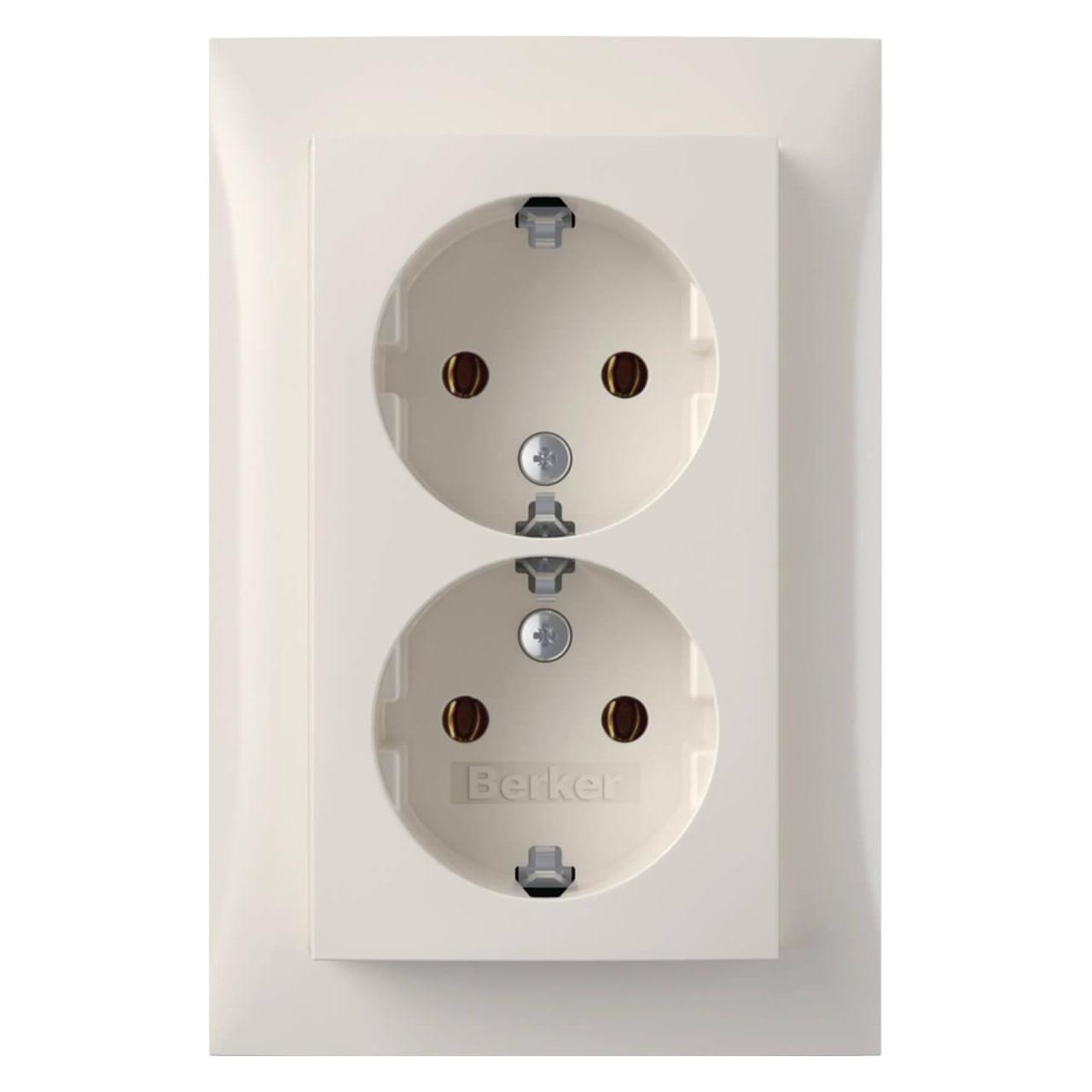 Berker SCHUKO-Doppelsteckdose (47748989)