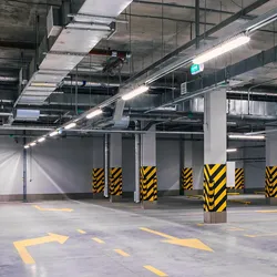 8x LED Wannen Leuchte Lager Hallen Garagen Decken Lampe Tageslicht Feucht Nass Raum Röhre