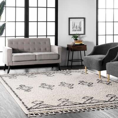 Nuloom Mackie Moroccan Tasseled Shag Area Rug