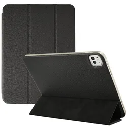 Accezz Leather Trifold Bookcase Apple iPad Pro 13 (2025) M5 / (2024) M4 - Zwart (Apple iPad Pro 13 2024, Apple iPad Pro 13 2025), Tablet Hülle, Schwarz