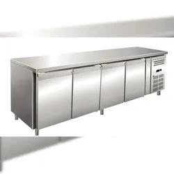 KLIMAITALIA Edelstahl-Kühltisch mit 4 belüfteten Türen. Digitales Thermometer. Temperatur -2°C/+8°C.  Maße (LxWxH) 223x60x86 cm. Modell SNACK4100TN