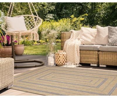Lush Decor Sahara Multi Border Indoor/Outdoor Rug