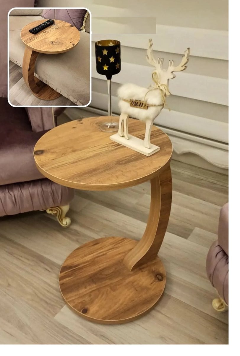Ronde bijzettafel met wielen van pijnhout