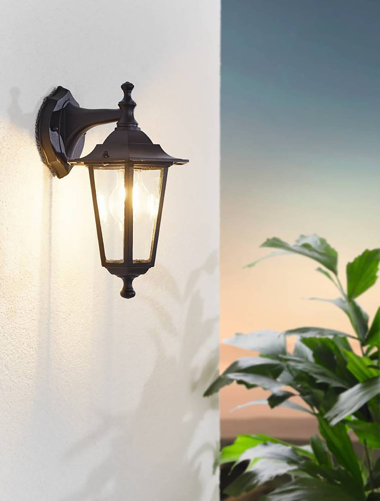 Eglo Laterna Wandlamp zwart met transparant glas B: 17 cm, H: 35 cm, D: 21 cm