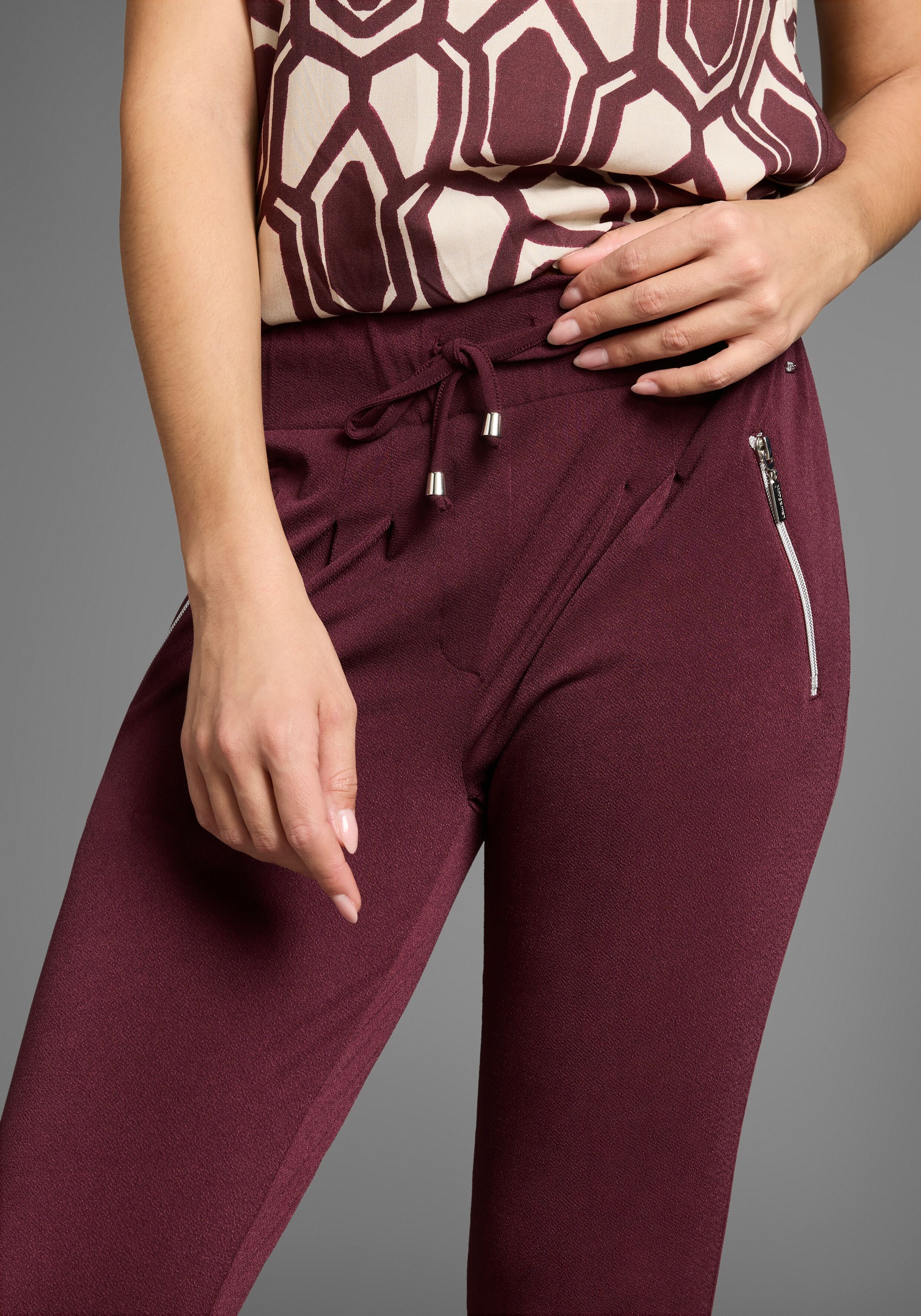 Jogger Pants LAURA SCOTT, Damen, Gr. 34, N-Gr, rot (bordeaux), Jersey, Obermaterial: 95% Polyester, 5% Elasthan, bequem knöchellang, Hosen Jogger Pants, mit Reissverschlusstaschen bordeaux 34, N-Gr