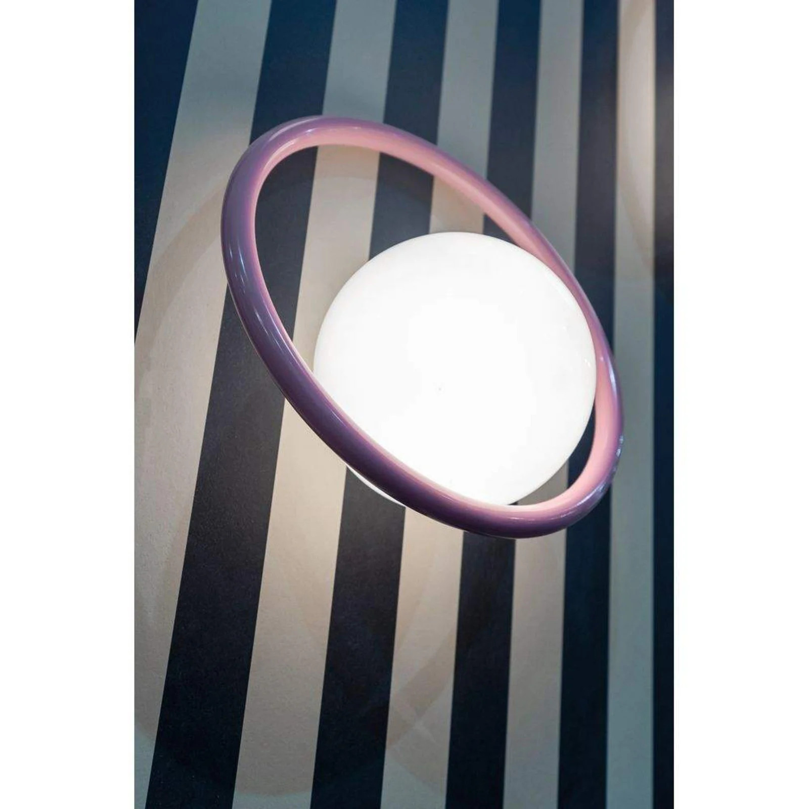 Swedish Ninja Hula Hoop Wandlamp HW Bubblegum Pink - LED - Metaal - Ringvormig