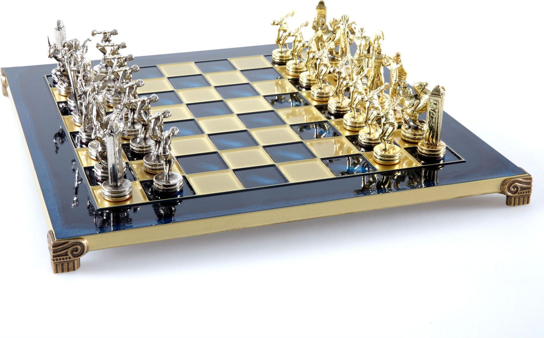 Metall-Schachspiel mit antikem Sportmotiv und geformten Figuren