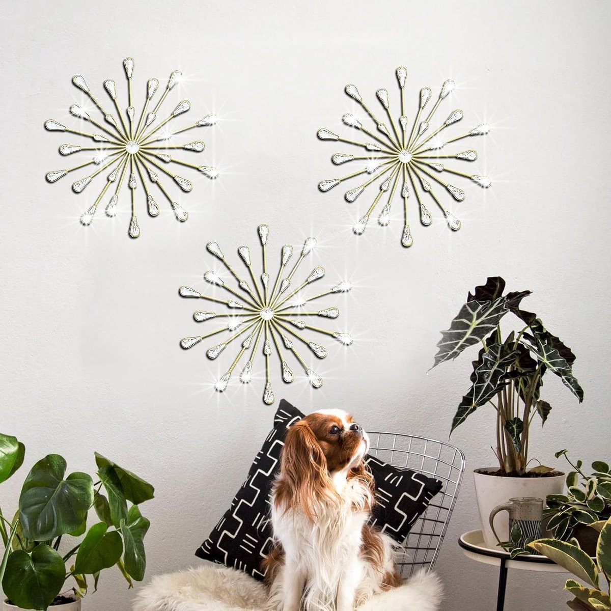 Goudkleurige Metalen Wanddecoratie Ster Zon met Ingelegde Edelstenen - Diameter: 34 cm