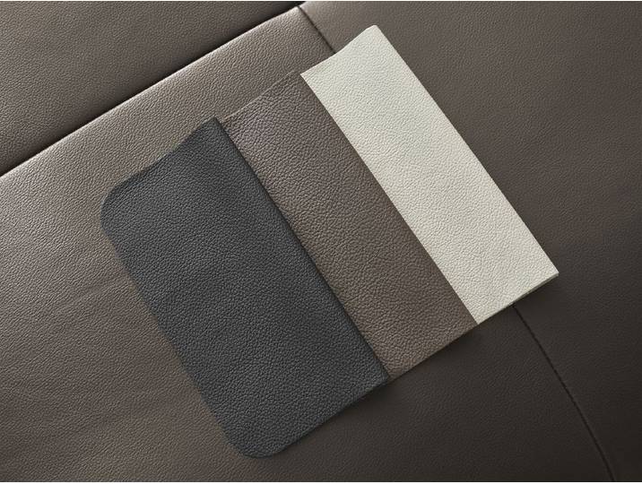 Canapé d'angle fixe LEONARD cuir de vache avec pouf