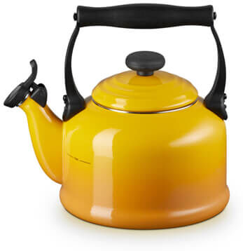 Le Creuset Nectar Traditional Kettle