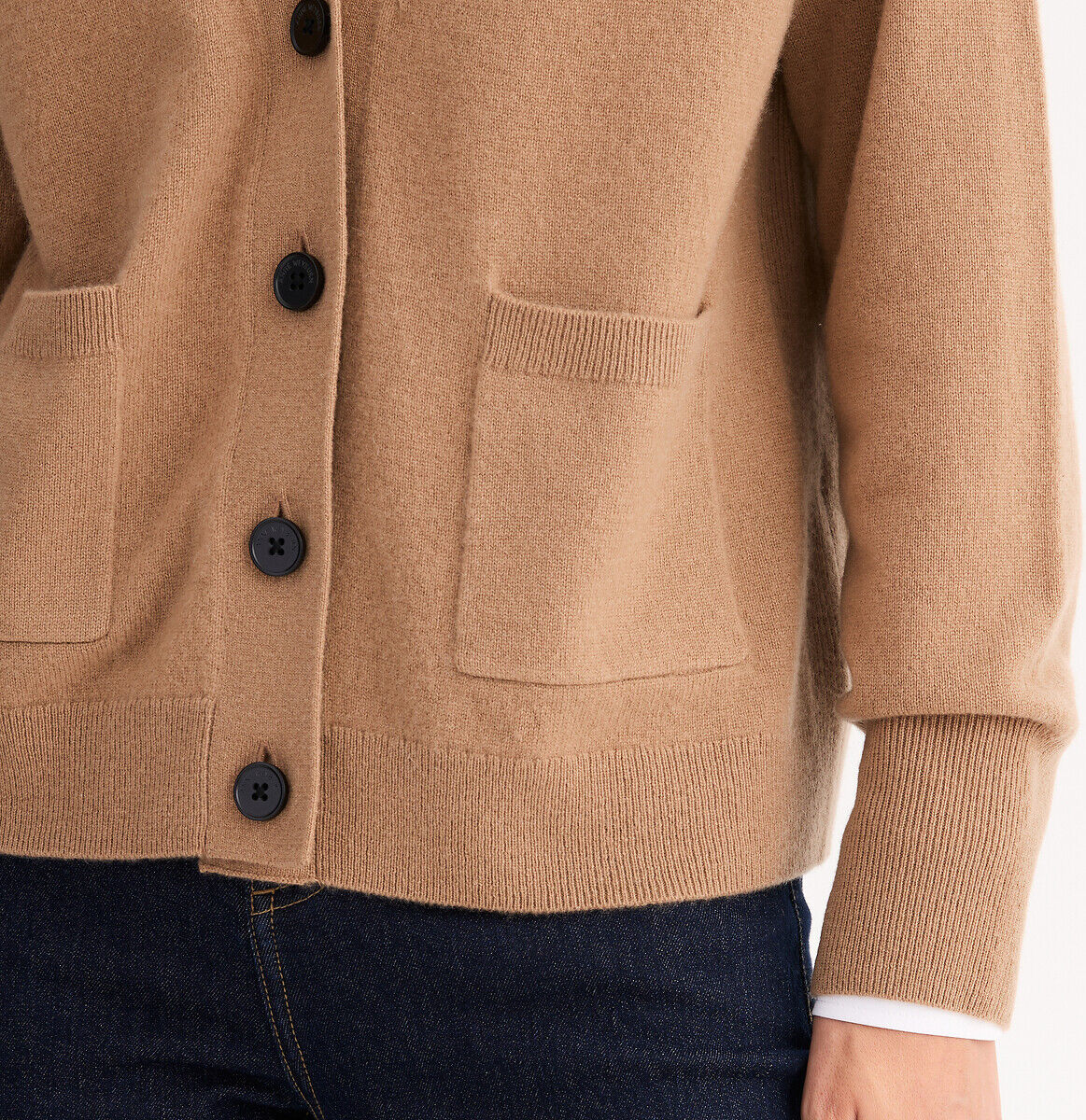 ANNE WEYBURN Gilet boutonné en cachemire, fine maille