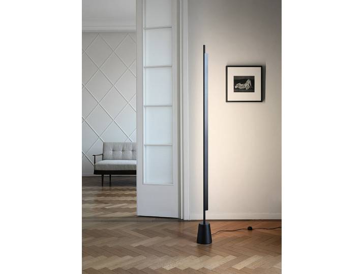 Compendium Stehleuchte Black - Luceplan - Wohnzimmer - Aluminium