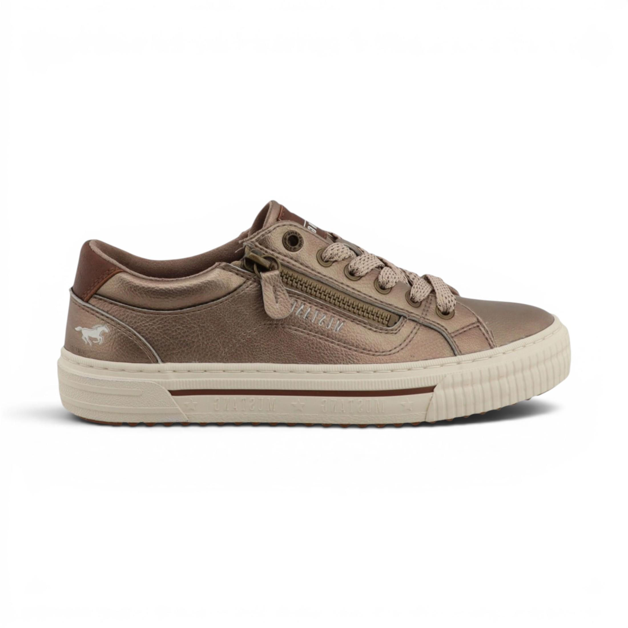 Mustang Damen Golden Faux Leather Trainer Sneaker Freizeitschuhe – M0112011