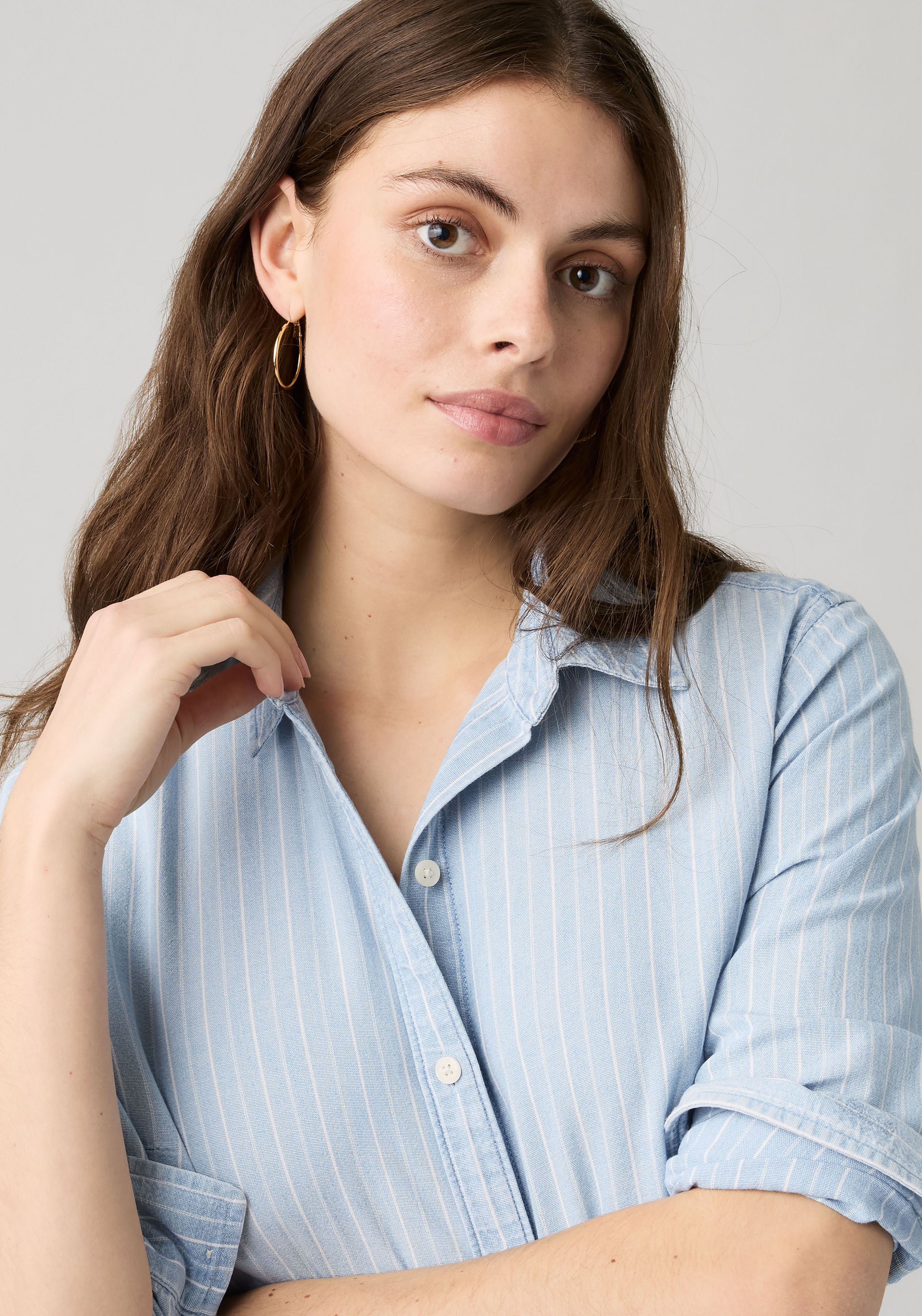 Hemdbluse LEVI'S "CARLILE CLASSIC POPLIN SHIRT", Damen, Gr. S (36), blau (string me along), Web, Obermaterial: 100% Baumwolle, gestreift, normal hüftbedeckend, Manschette, Blusen Hemdbluse, Klassischer Hemdblusenkragen string me along S (36)