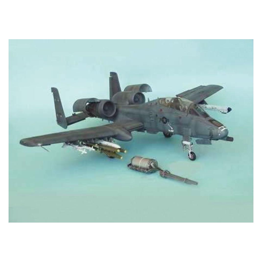 Trumpeter Fairchild A-10 A Thunderbolt N/AW (02215)