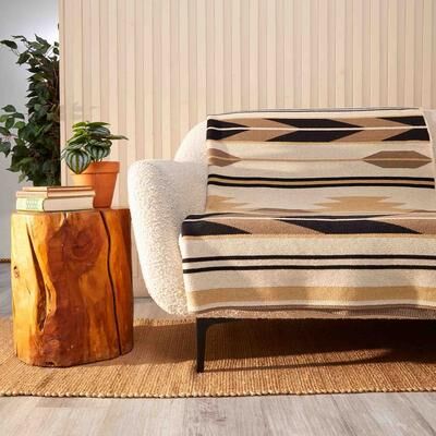In2Green Modern Celestial Knit Throw Beige