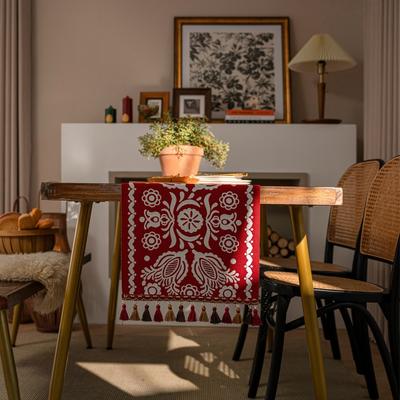 Enova Home Cotton Linen Farmhouse Table Runner with Tassels