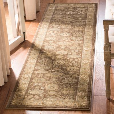 SAFAVIEH Heirloom Shyann Traditional Oriental Rug