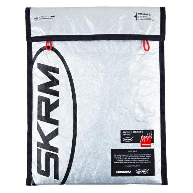 Skinarma Bag Comet laptop sleeve 14" silver (14") (SK-LAPTOP14-COMET-SIL)