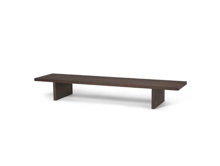 Ferm Living - Kona Low Beistelltisch, 140 x 34 cm, Eiche dunkel gebeizt