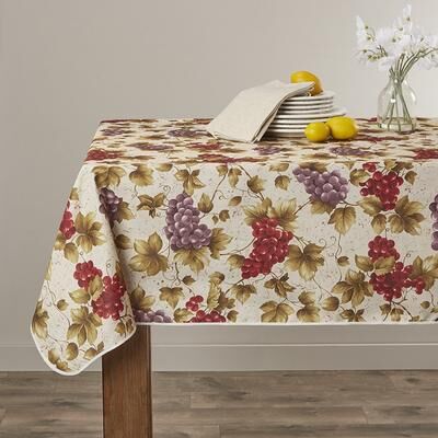 Violet Linen European Vineyard Grapes Design Tablecloth