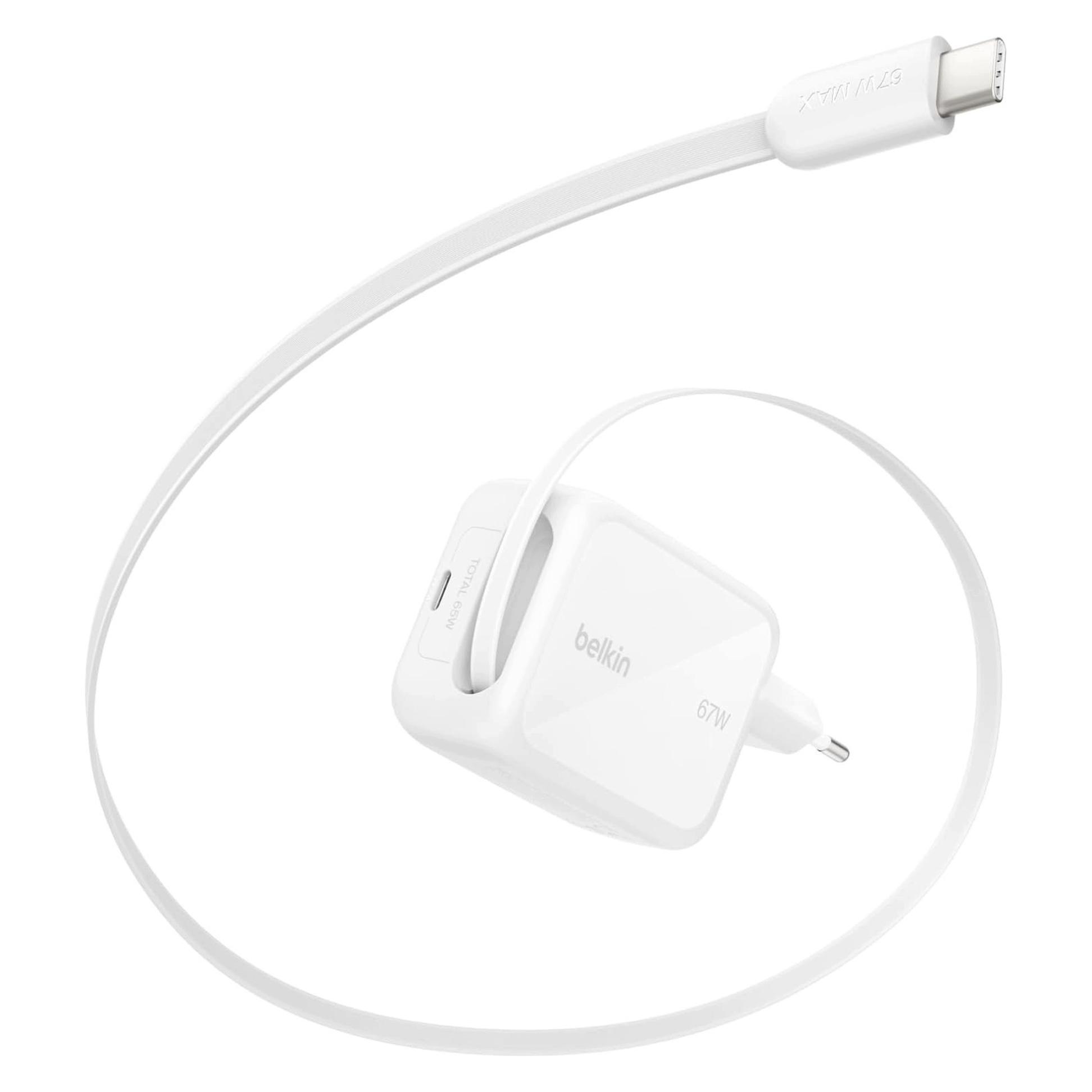 Belkin BoostCharge Pro mit integriertem Einziehkabel (67 W, 2 Ports) (WCH022KQWH)