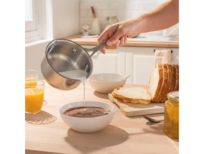 Petite casserole inox 2 becs verseurs 12 cm Mathon