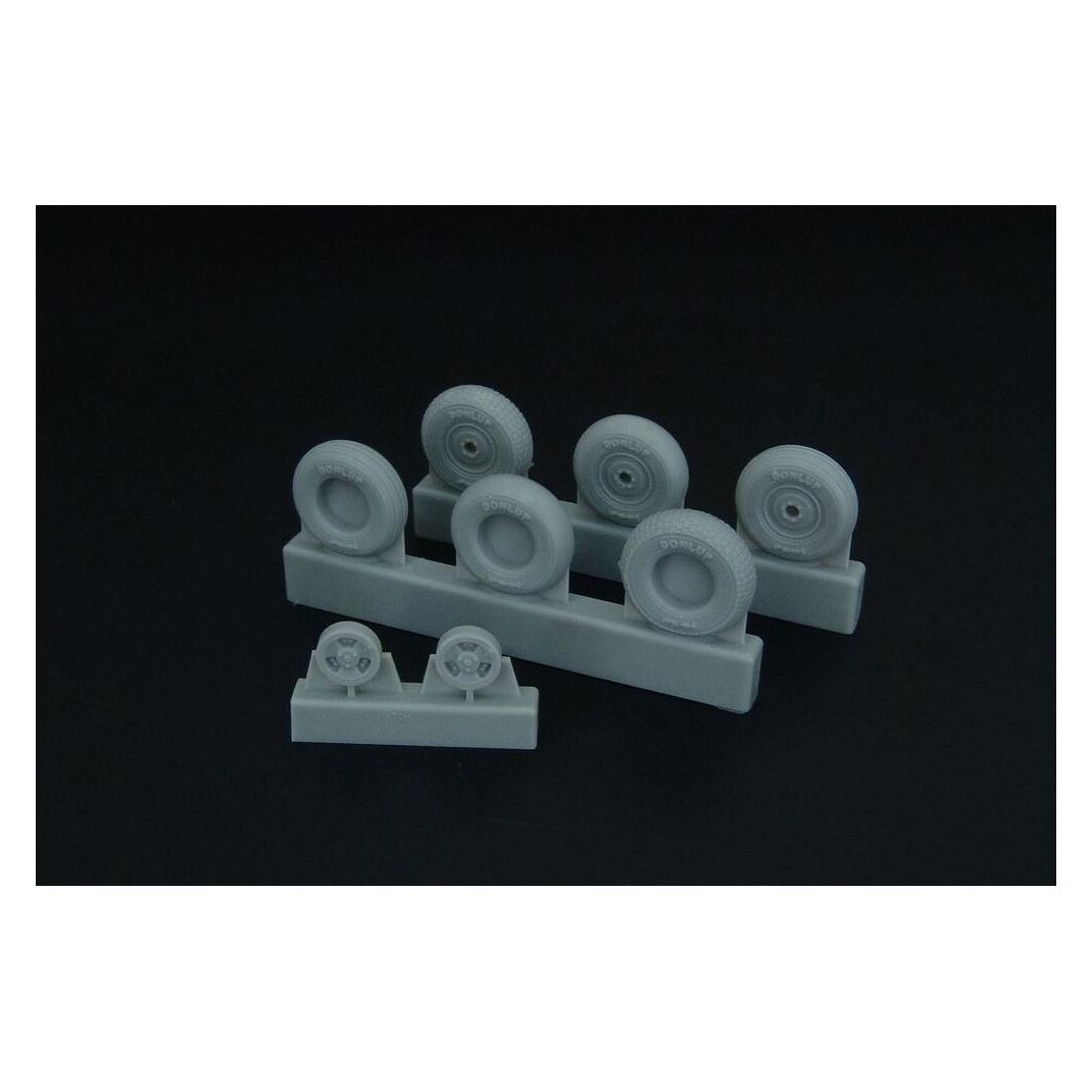 Brengun Spitfire 3 spoke wheels set (3 types of tires) (BRL48096)