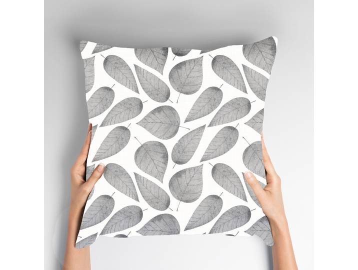 Dekokissen QUEENCE Ila , weiss (weiß, bedruckt), B:50cm L:50cm, Obermaterial: 100% Polyester, Dekokissen_Sitzkissen_Kissenhüllen, Dekokissen, Kissenhülle,Weisser Hintergrund,Graue Blätter,Minimalistisch,Elegant