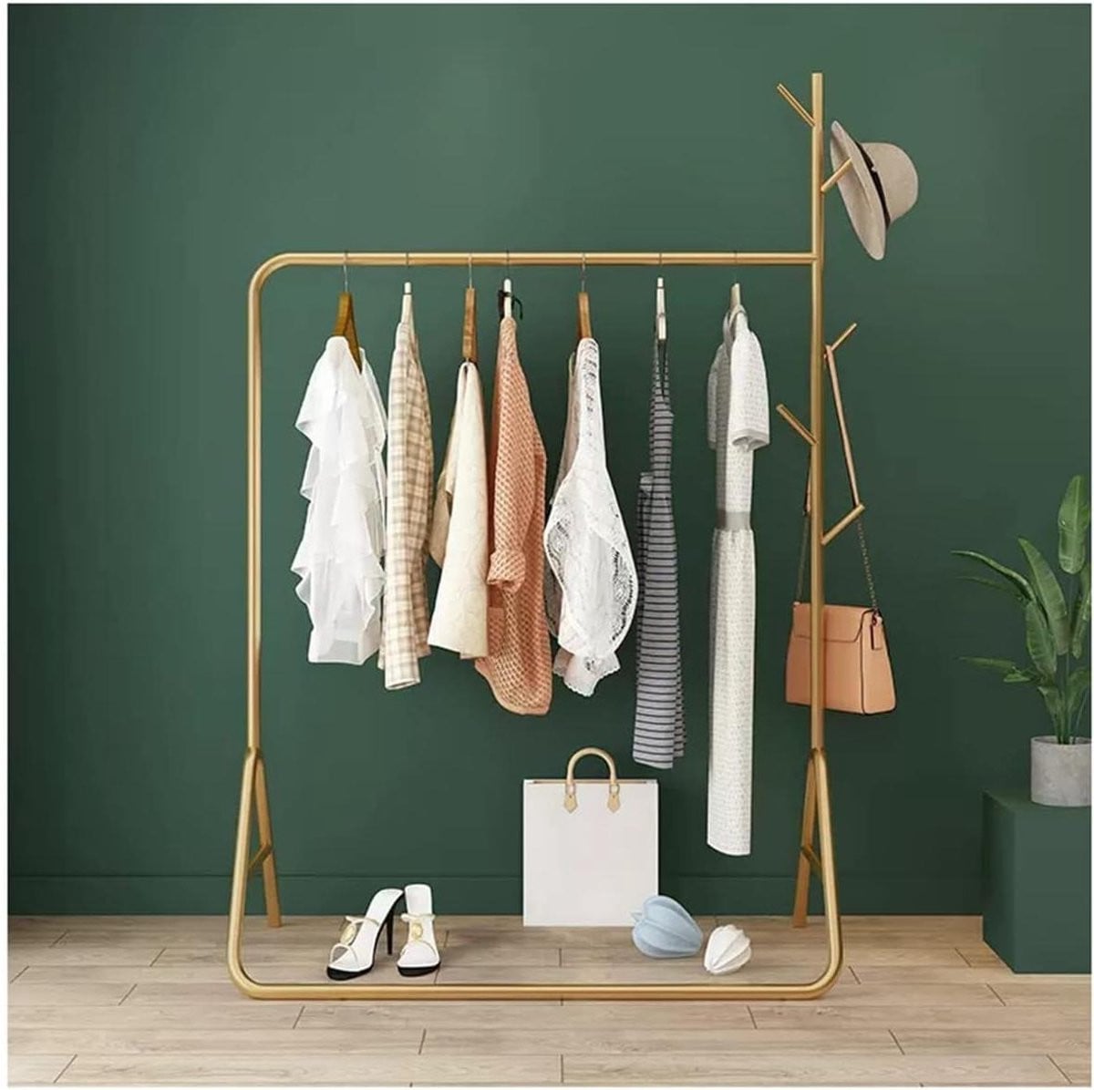 Goud kledingrek met stevig metalen frame, breedte: 120 cm