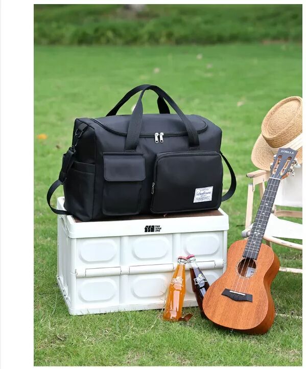 INF Multifunktionale Reisetasche mit Schuhfach Schwarz