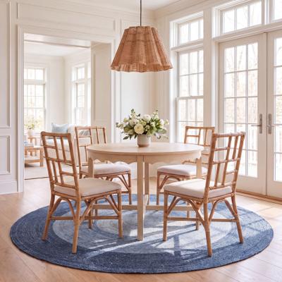 SAFAVIEH Handmade Edelgard Country Border Rug