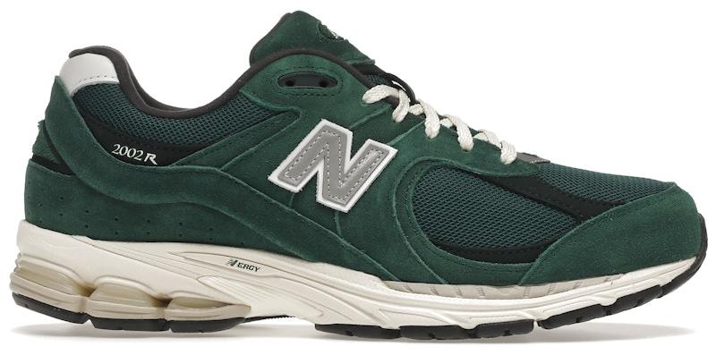 New Balance 2002R Nightwatch Green - EU 45