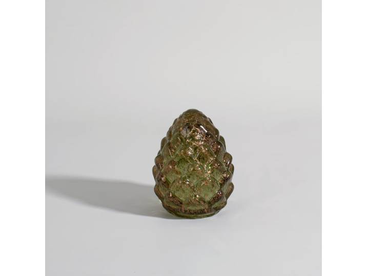 Grüne Glasfigur in Form eines Kiefernzapfens, H 15 cm