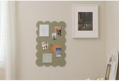 Felt Right Scalloped Pinboard   Sound Dampening Pinnable Tiles