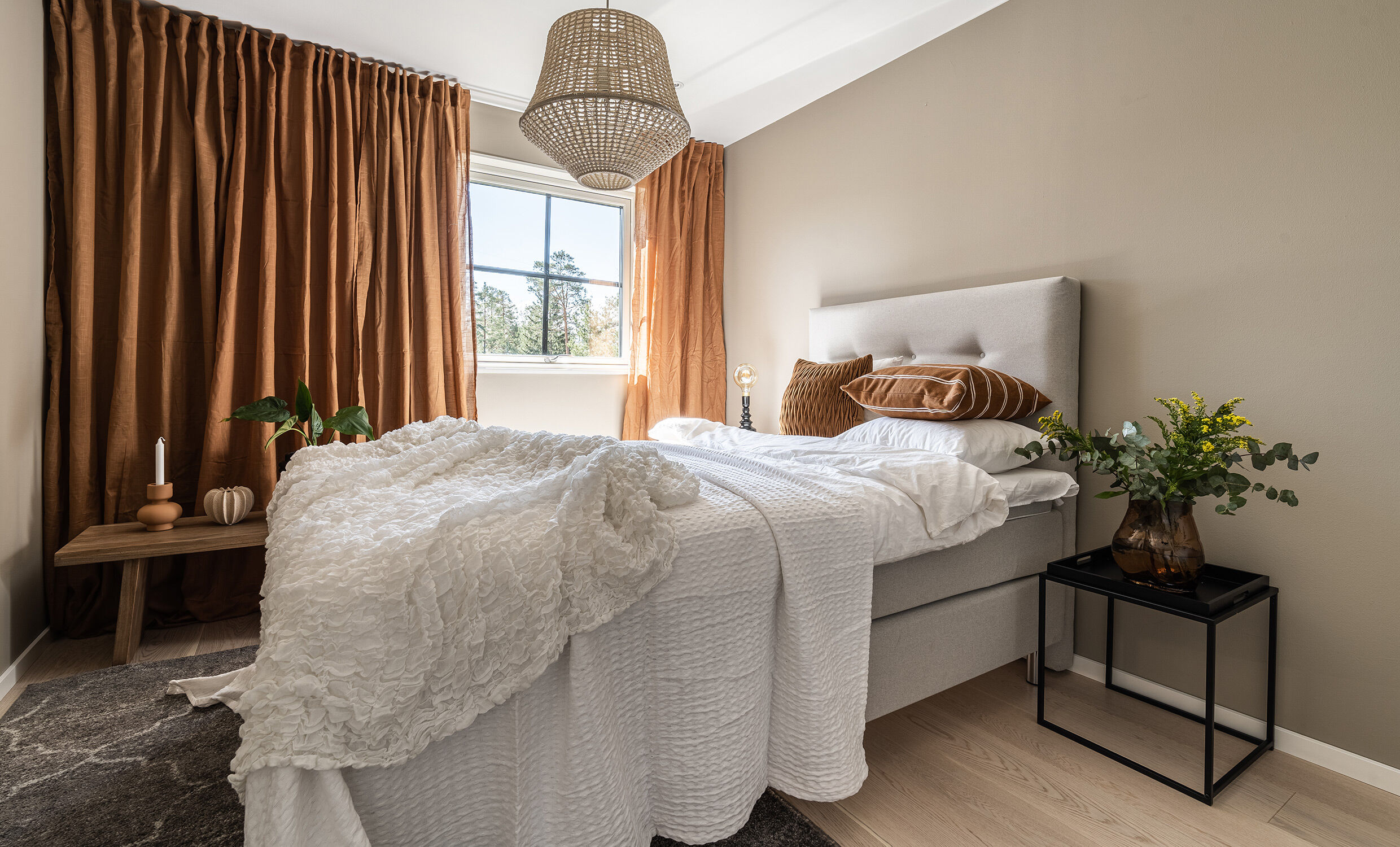SoffaDirekt Ängelholm 140 Sänggavel Beige