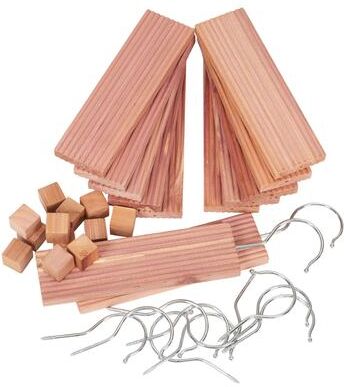 Household Essentials "Cedar Moth Repellent Kit - 9.375"" x 2"" x 0.5"