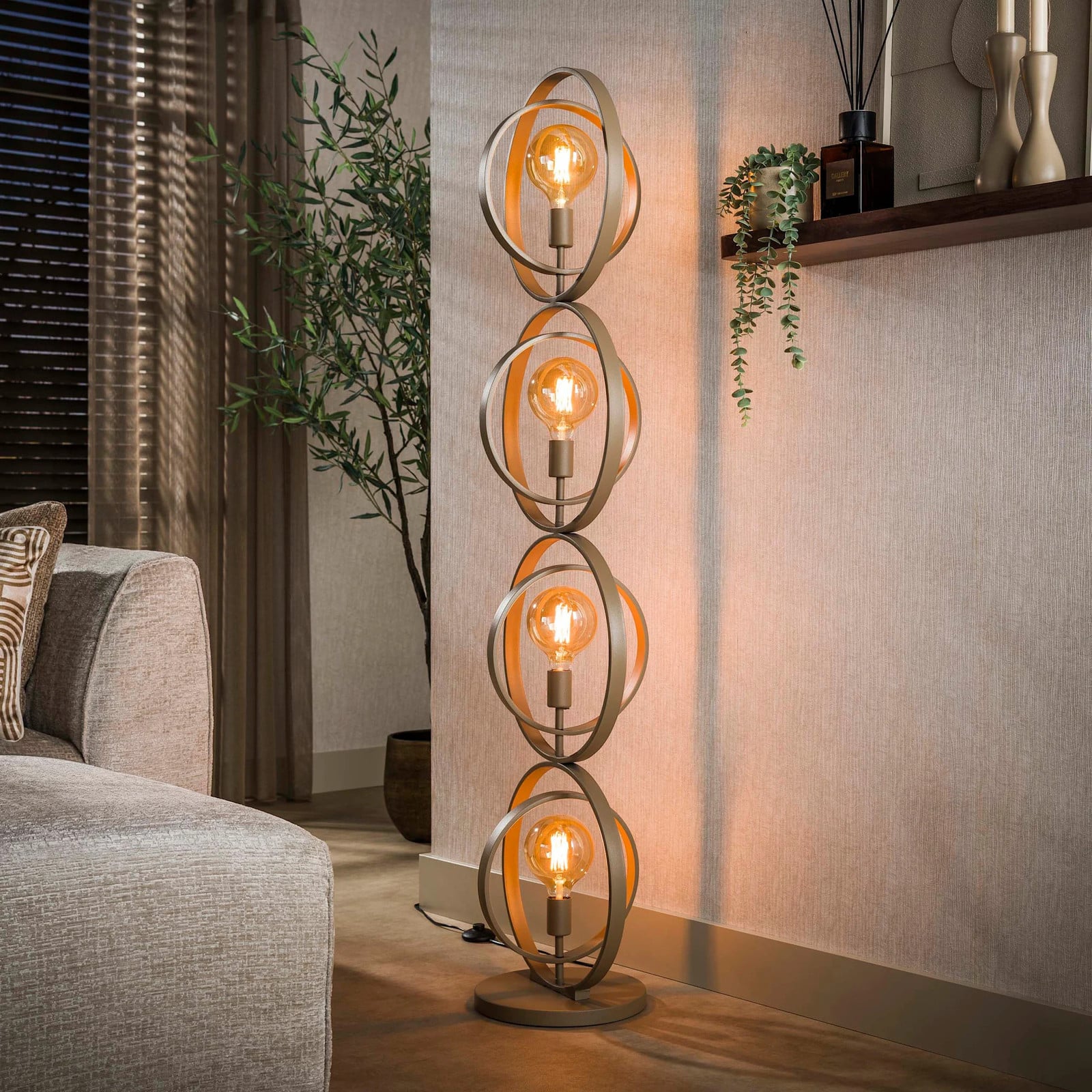 WoonStijl Turn Around Vloerlamp - 4-lichts - Beige - Verstelbaar
