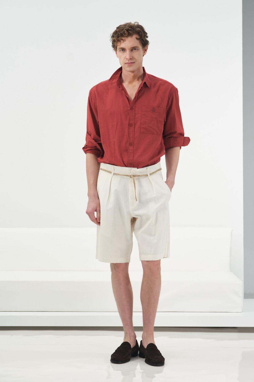 Hochtaillierte Relaxed Fit Shorts