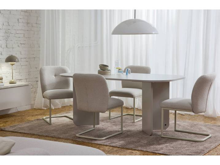 TOM TAILOR HOME Essgruppe ROUNDED TABLE + 4x TOM TAILOR Stühlen in harmonischen Farben u. Formen, (Set, 5-teilig, 1 Tisch und 4 Stühle), für ein stimmiges Gesamtbild am Esstisch – ohne langes Suchen.