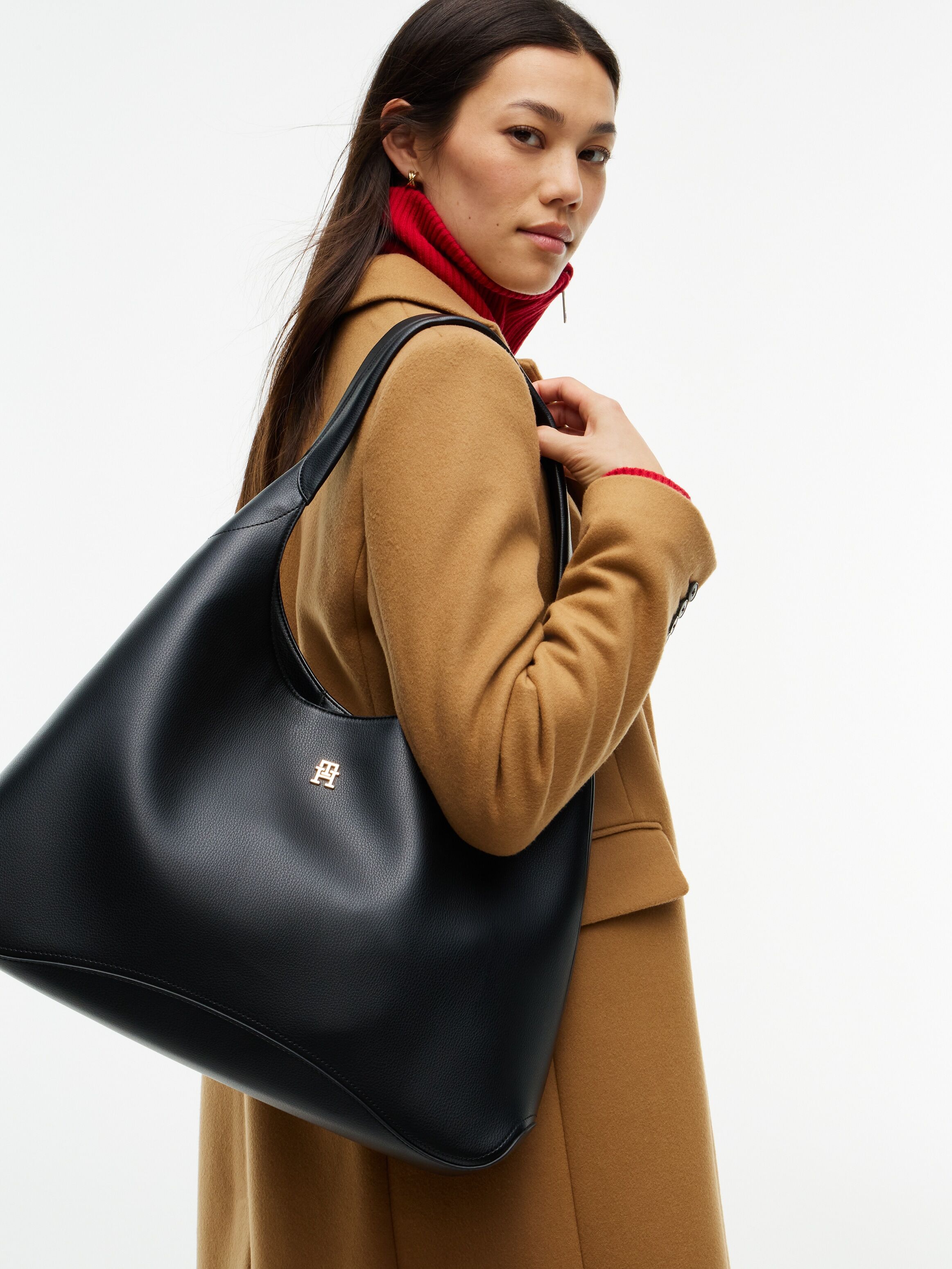 Hobo TOMMY HILFIGER "TH EVERYDAY HOBO", Damen, Gr. B/H/T: 45cm x 27,5cm x 13cm, schwarz, Lederimitat, Taschen Hobo, Damen Schultertasche, Umhängetasche mit TH-Logoemblem