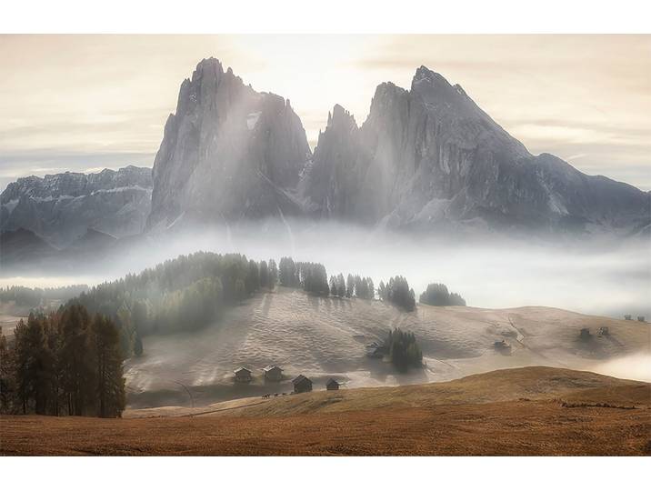 Fototapete PAPERMOON Photo-Art STAN HUANG, NEBLIGE BERGE , bunt, B:3,5m L:2,6m, Vlies, Tapeten, Fototapete