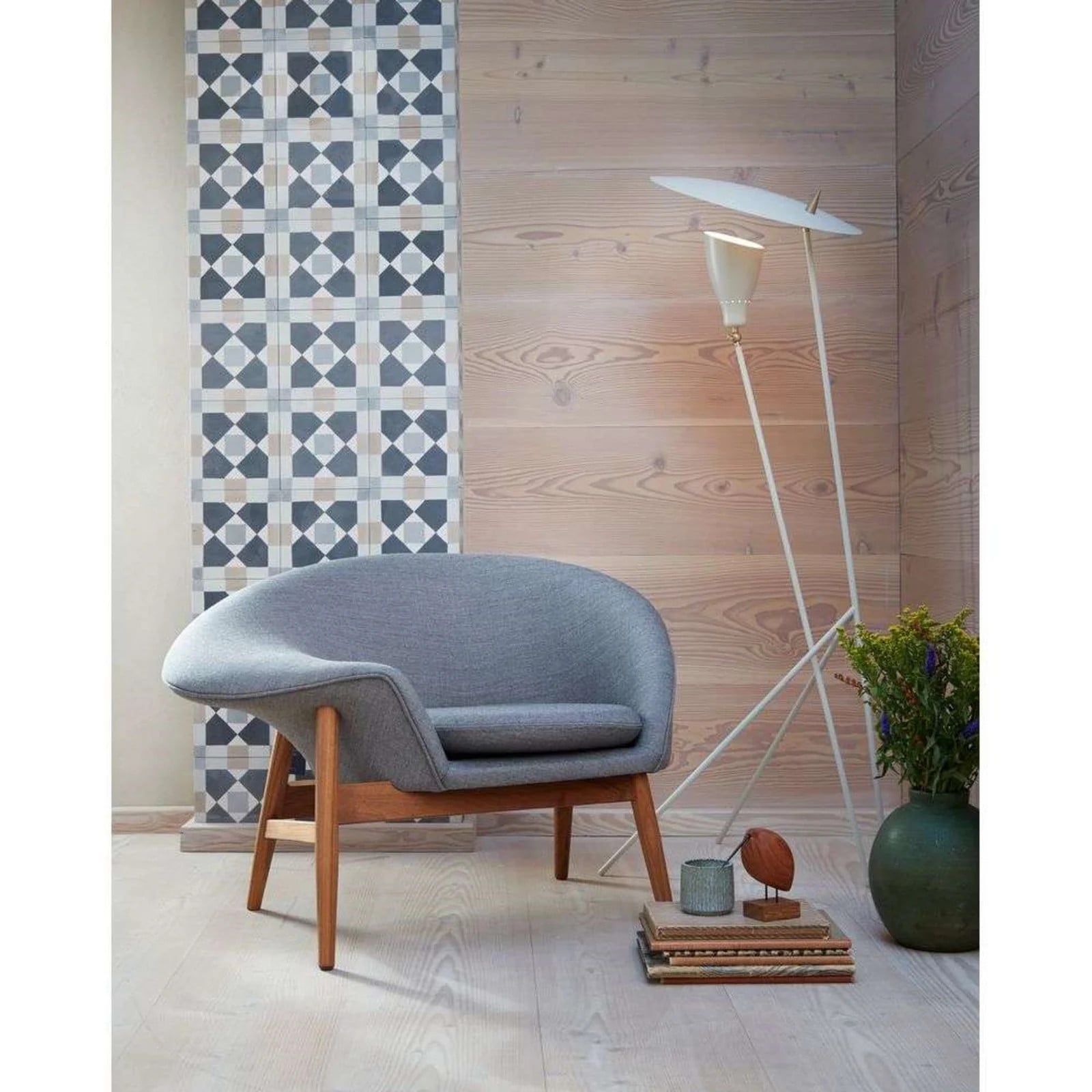 Warm Nordic Silhouette Vloerlamp - Metaal - Warm White