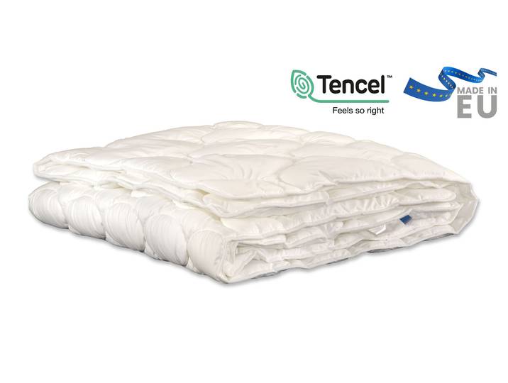Naturfaserbettdecke BECO BeCo KlimaTop Tencel NEUHEIT - super Klimatisierung , beige, B:155cm L:220cm, Bezug: 55% Lyocell (TENCEL™), 45% Baumwolle. Füllung: 100% Lyocell (TENCEL™), Bettdecken, Naturfaserbettdecke, Natürliche Materialien / Hergestellt in der EU