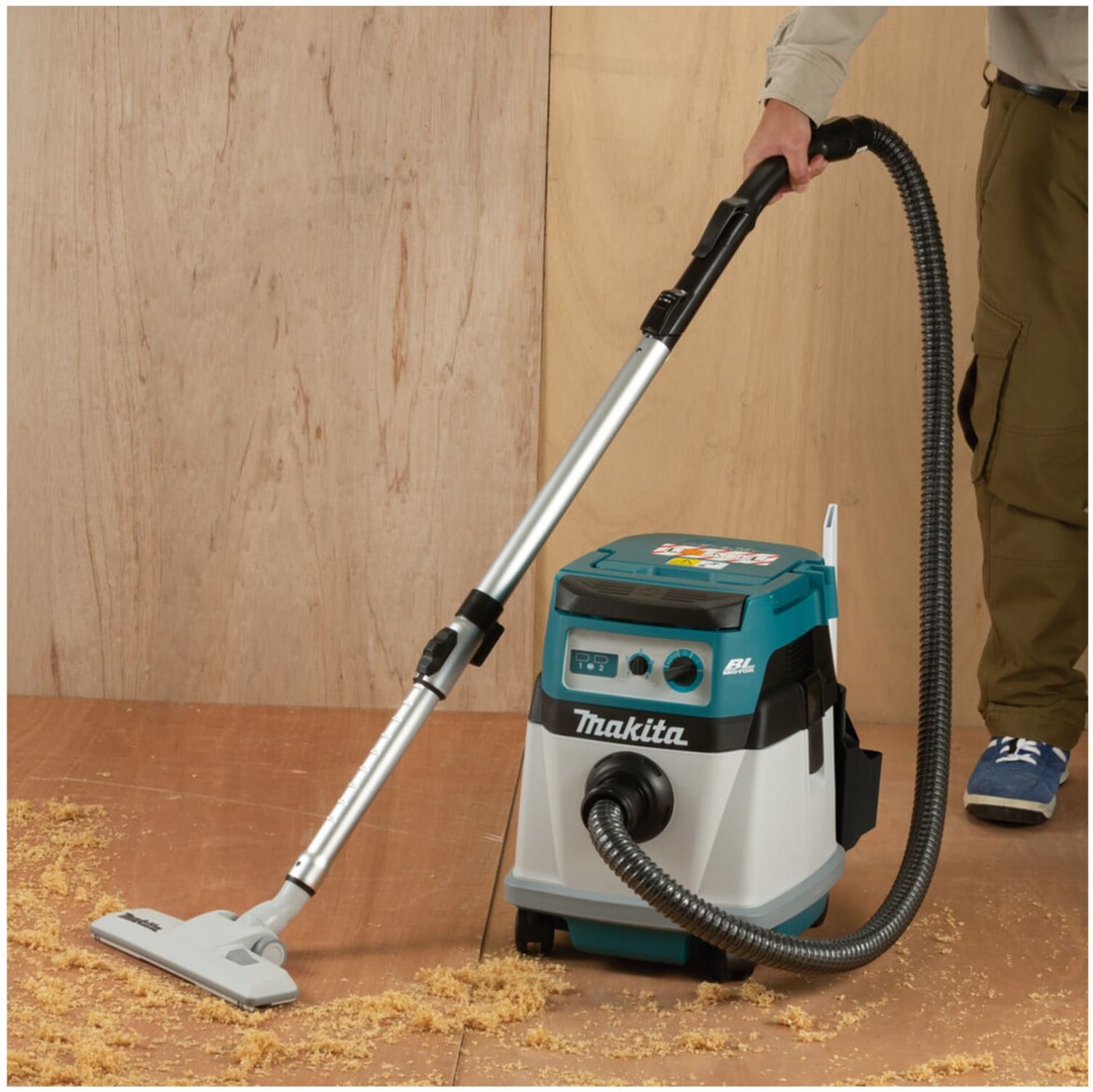 Makita Akku-Staubsauger LXT 2x18 V DVC155LZX2)